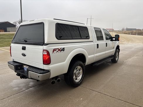 Used 2014 Ford F250 XLT w/ XLT Value Package image 4