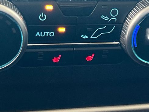 Used 2024 Ford Expedition Limited image 42