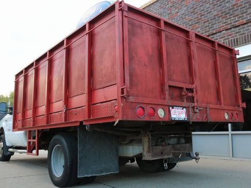 Used 2006 Ford F350 XL image 23