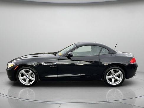 Used 2015 BMW Z4 sDrive28i image 5
