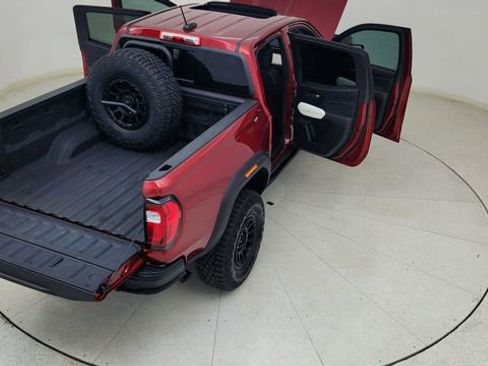 Used 2024 GMC Canyon AT4X w/ AT4X AEV Edition AWD/4WD image 88