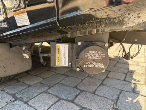 Used 2020 Mercedes-Benz Sprinter 2500 image 22