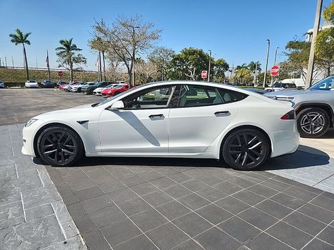Used 2021 Tesla Model S Plaid image 13