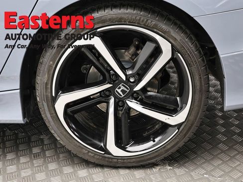 Used 2022 Honda Accord Sport image 8
