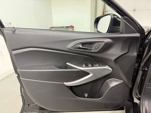 New 2026 Chevrolet Trax LS image 10