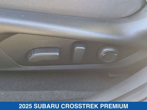 Certified 2025 Subaru Crosstrek 2.0i Premium image 27
