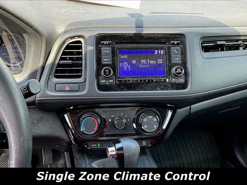 Used 2021 Honda HR-V LX image 5