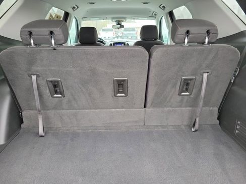 Used 2020 Chevrolet Traverse LS image 8