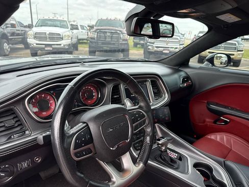 Used 2023 Dodge Challenger SRT Hellcat RWD image 12