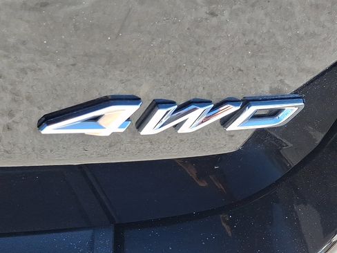 Certified 2022 Ford Explorer XLT w/ Equipment Group 202A image 34