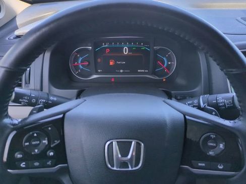 Used 2020 Honda Pilot Touring image 30