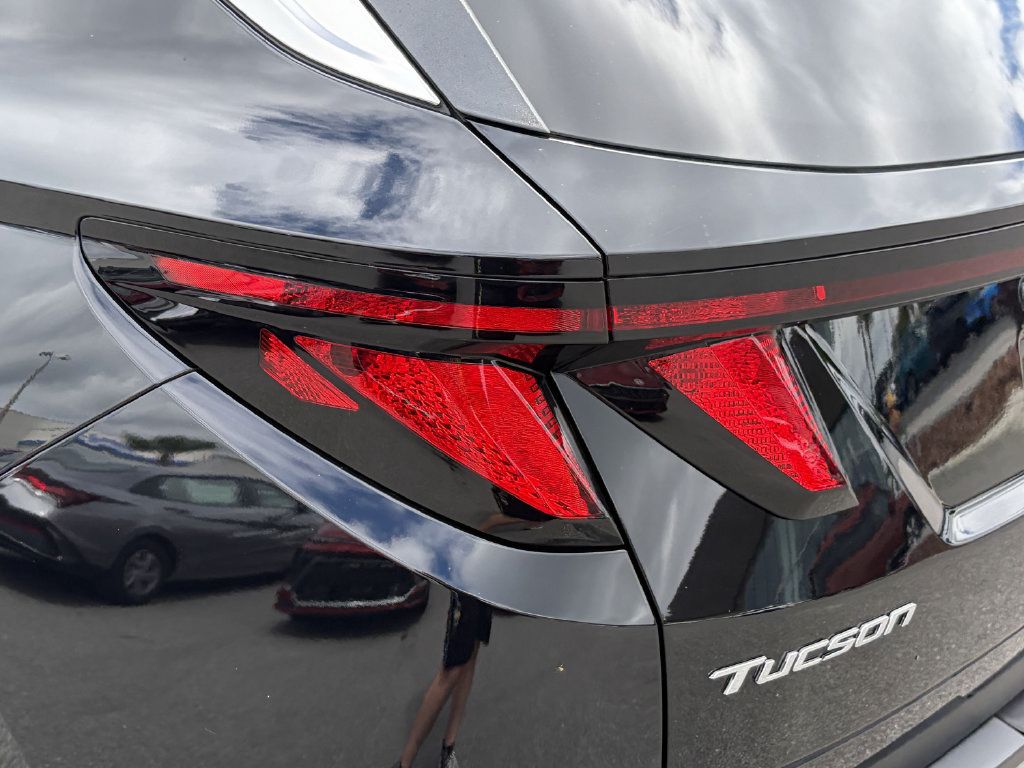Certified 2024 Hyundai Tucson SEL FWD image 14