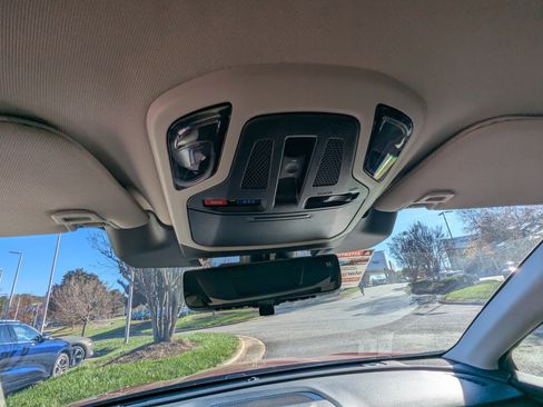 Used 2025 Subaru Outback Touring image 29