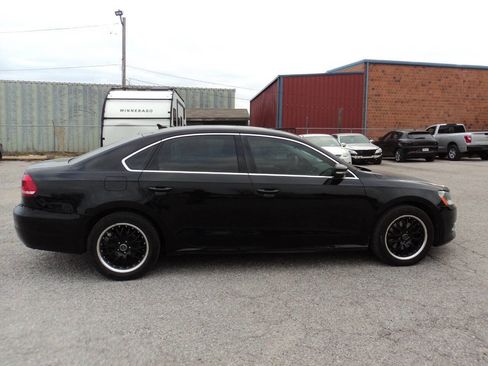 Used 2012 Volkswagen Passat 2.5 SE image 6