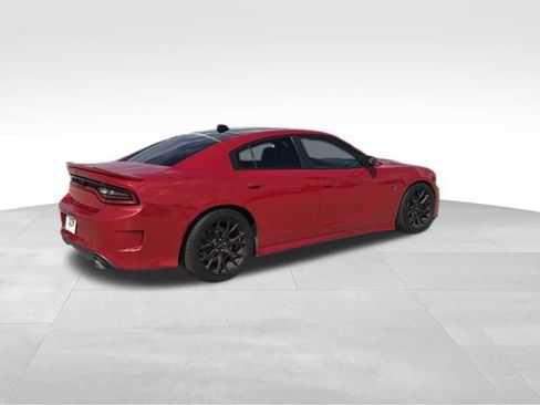 Used 2016 Dodge Charger SRT Hellcat w/ Harman/Kardon Audio Group RWD image 5