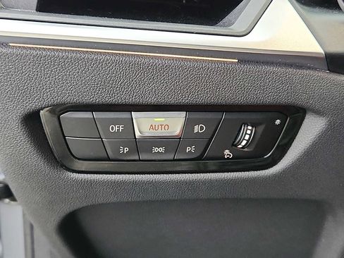 Used 2024 BMW 330i xDrive Sedan w/ M Sport Package image 22