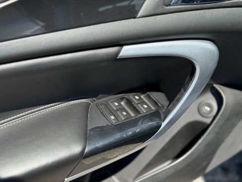 Used 2016 Buick Regal AWD image 8