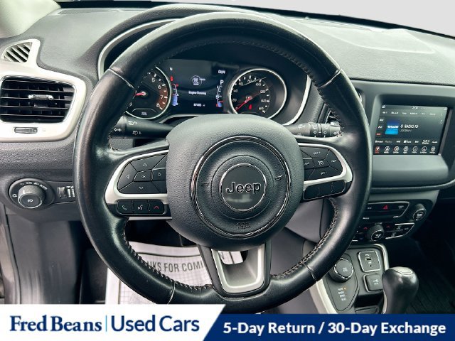 Used 2019 Jeep Compass Latitude w/ Popular Equipment Group AWD/4WD image 17