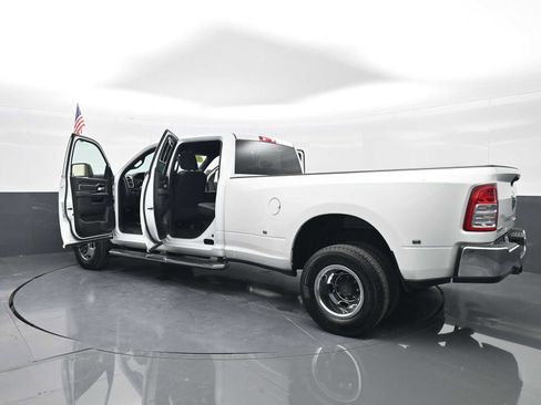 Used 2024 RAM 3500 Big Horn image 40