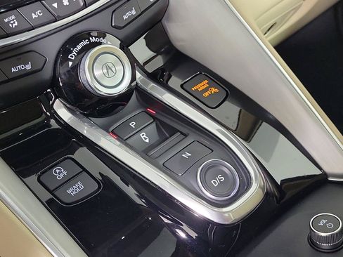 Used 2022 Acura TLX SH-AWD image 31