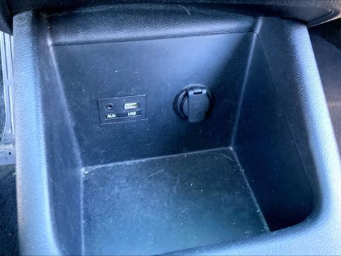 Used 2017 Kia Forte LX FWD image 34