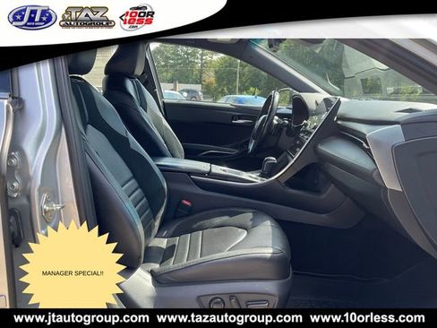 Used 2019 Toyota Avalon Touring w/ Advanced Safety Package image 15