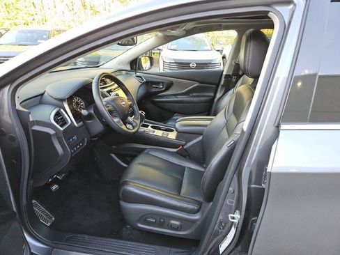 Used 2023 Nissan Murano SL w/ SL Moonroof Package image 16