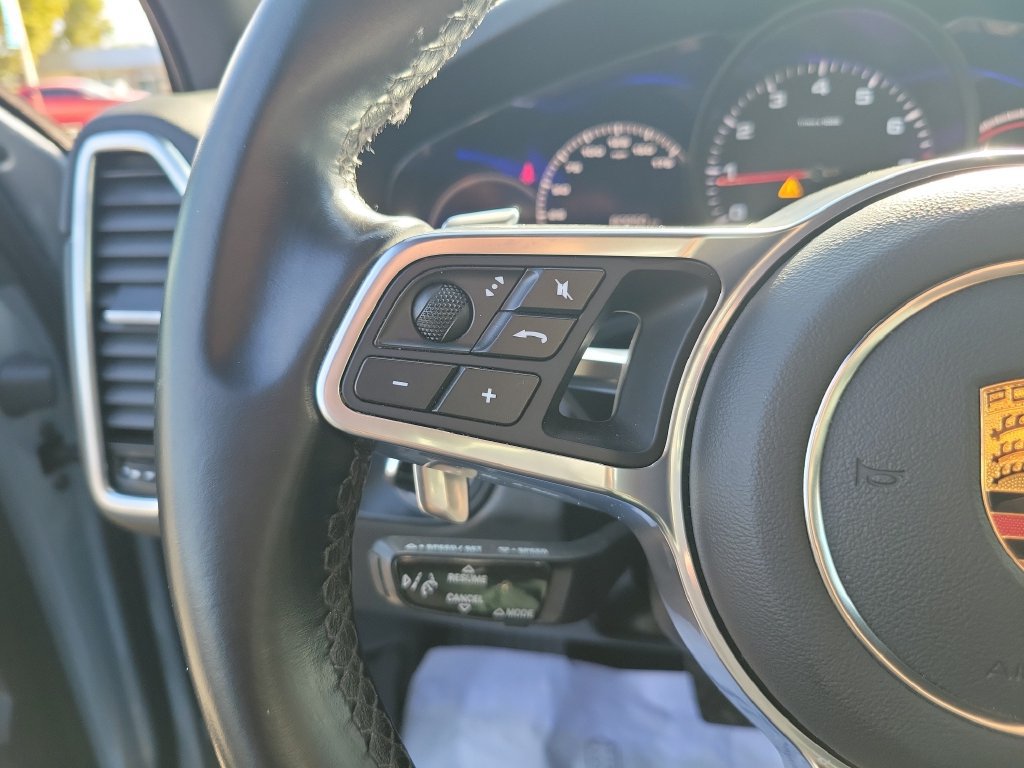Used 2021 Porsche Cayenne AWD/4WD image 31