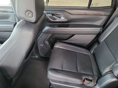 Used 2023 Chevrolet Tahoe Z71 w/ Luxury Package image 11