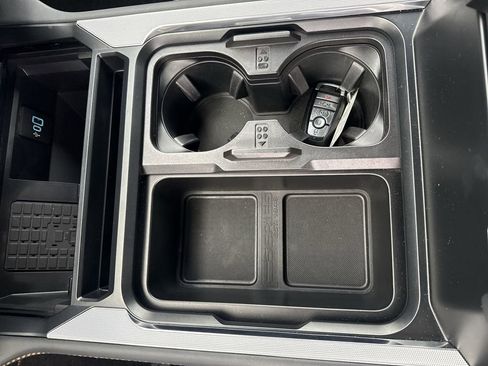 Certified 2024 Ford F350 Platinum w/ Tremor Off-Road Package image 38