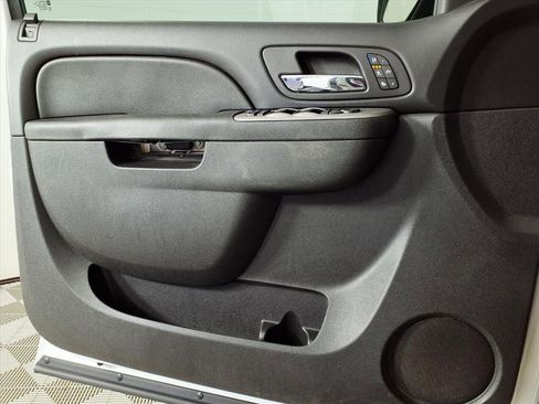 Used 2013 Chevrolet Silverado 1500 LTZ w/ LTZ Plus Package image 9