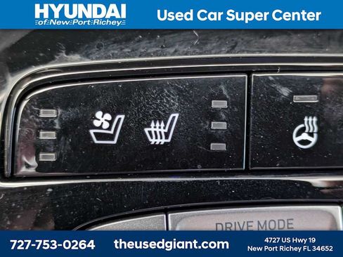 Certified 2024 Hyundai Tucson Limited FWD image 28
