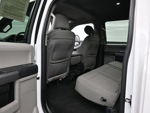 Used 2020 Ford F150 XLT w/ Equipment Group 302A Luxury AWD/4WD image 20