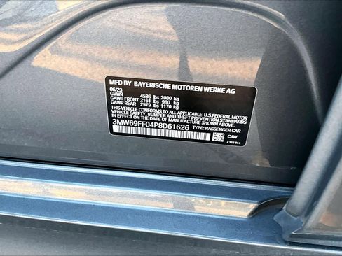 Used 2023 BMW 330i Sedan w/ Driving Assistance Package image 34