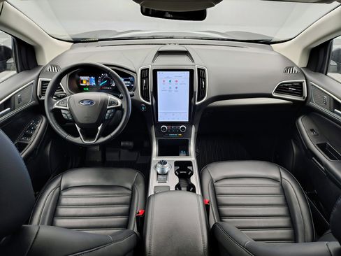 Used 2024 Ford Edge SEL w/ Convenience Package AWD/4WD image 2