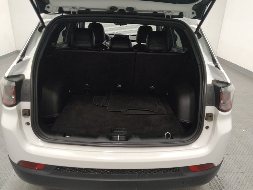 Used 2023 Jeep Compass Latitude AWD/4WD image 29