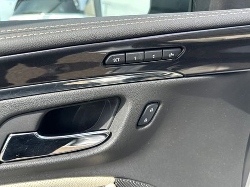 Used 2017 Chevrolet Impala Premier w/ Enhanced Convenience Package FWD image 15