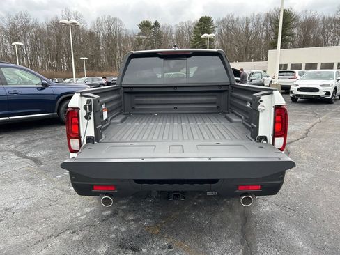 New 2026 Honda Ridgeline Black Edition image 3