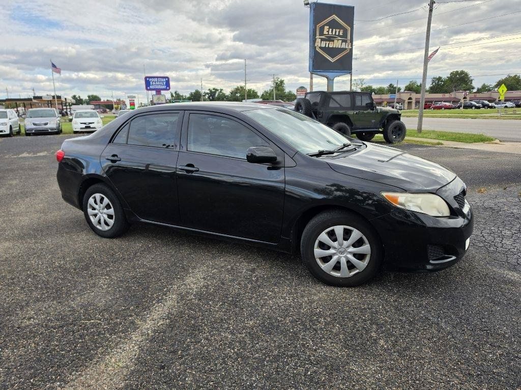 Used 2009 Toyota Corolla LE w/ Preferred Accessory Pkg FWD image 3