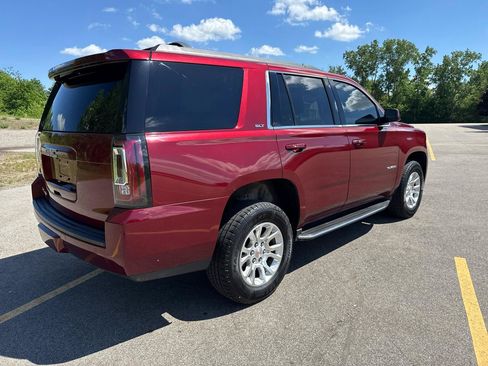 Used 2017 GMC Yukon SLT AWD/4WD image 5