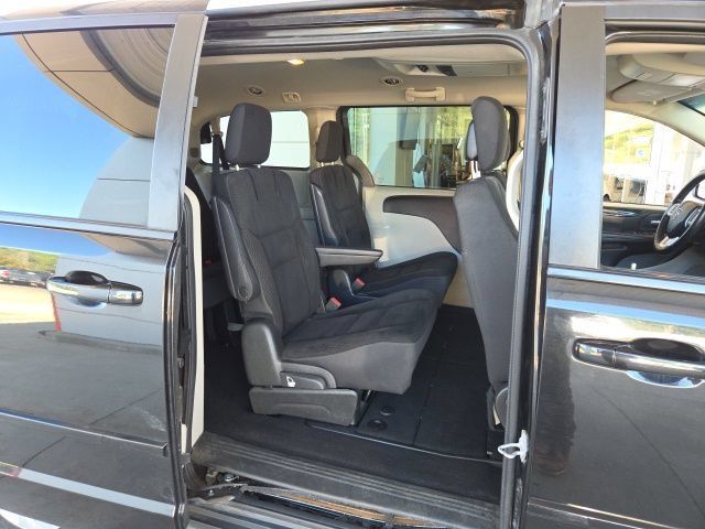 Used 2017 Dodge Grand Caravan SE w/ Power Window Group FWD image 45