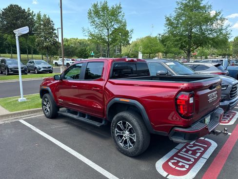 Used 2023 GMC Canyon AT4 w/ AT4 Premium Package AWD/4WD image 3