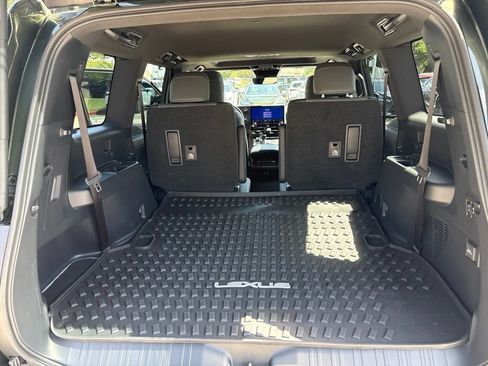 Used 2024 Lexus GX 550 w/ Accessory Package (Z1) AWD/4WD image 22