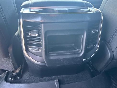 Used 2019 RAM 1500 Big Horn AWD/4WD image 18