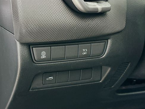 Used 2024 MAZDA CX-50 AWD 2.5 S w/ Preferred Package image 16