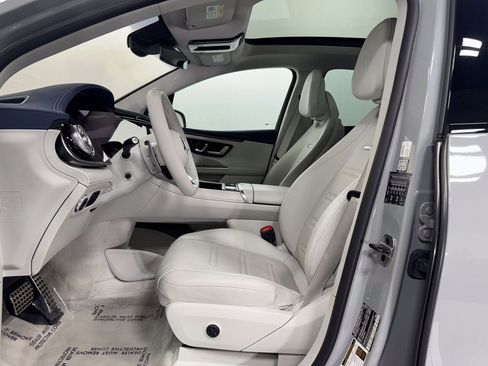 Used 2024 Mercedes-Benz EQE AMG 4MATIC SUV image 8