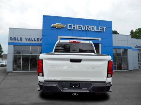 New 2025 Chevrolet Colorado W/T w/ WT Convenience Package II image 4