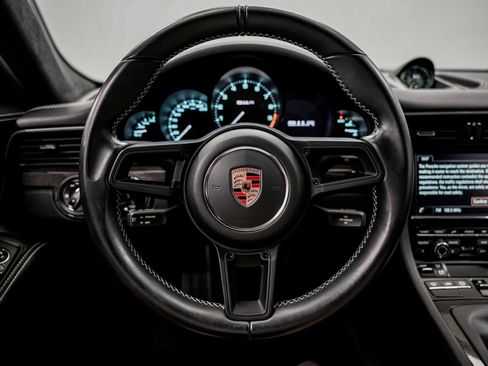 Used 2016 Porsche 911 R RWD image 10