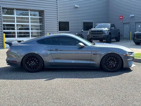 Used 2021 Ford Mustang GT Premium w/ GT Performance Package RWD image 4