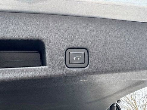 New 2026 Buick Enclave Preferred w/ Power Package image 7